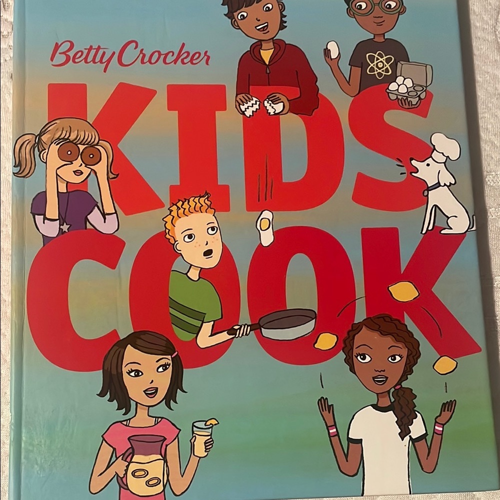 Betty Crocker Kids Cook Book with Red and Blue Cover